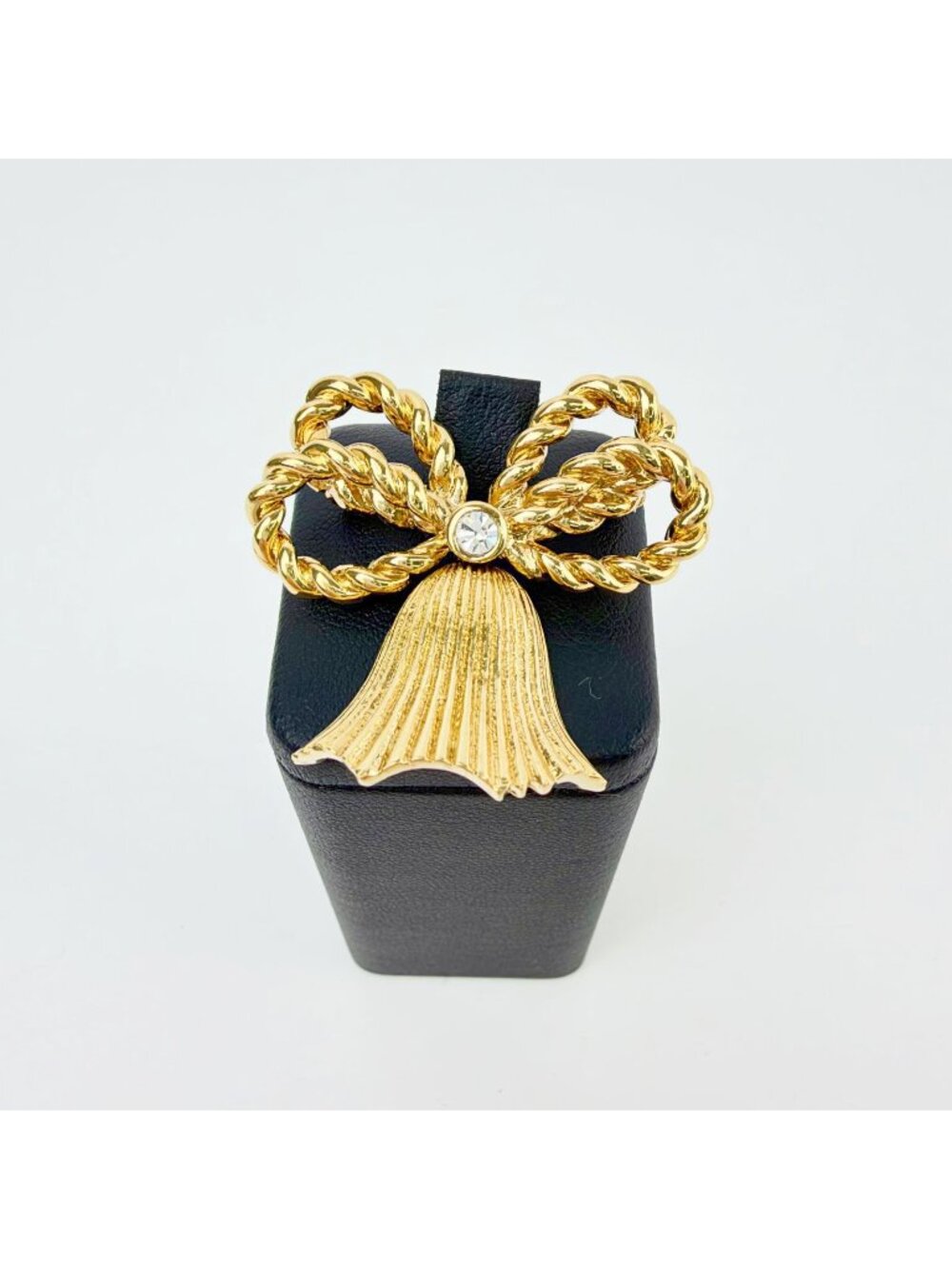Dior Ribbon Rope Tassel Rhinestone Brooch Plated Gold Clear Vintage